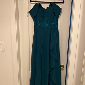 Beautiful JJ house green dress